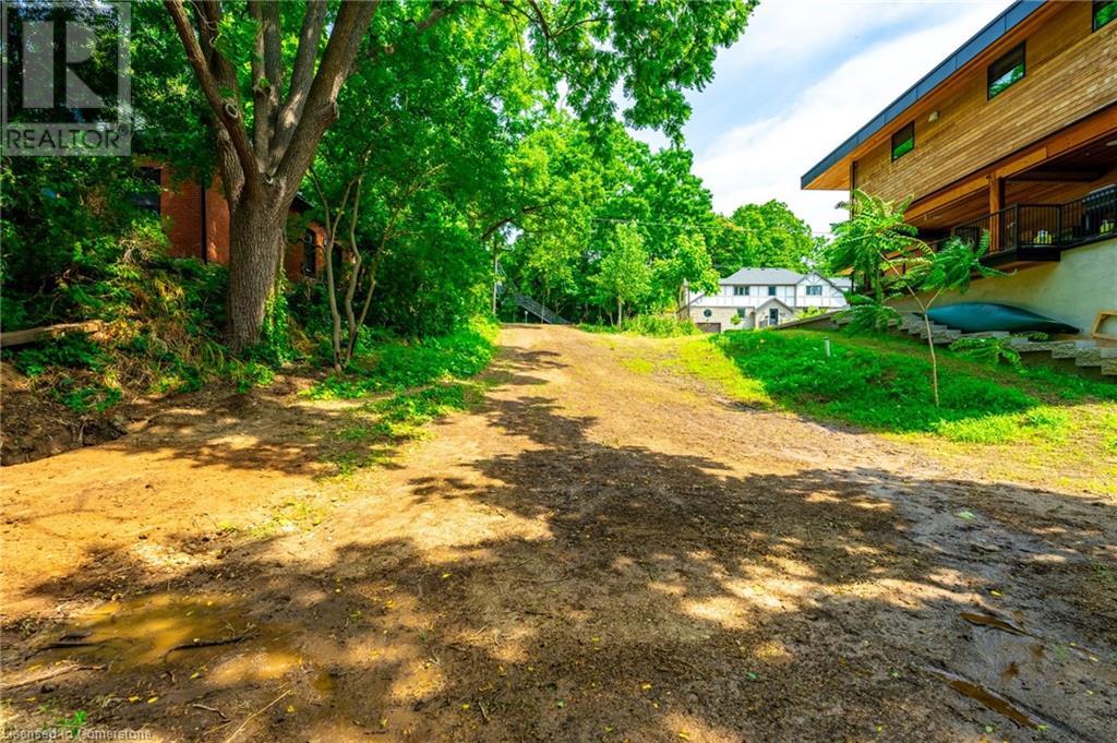 98 Alma Street, Dundas, Ontario  L9H 2E4 - Photo 13 - 40755247