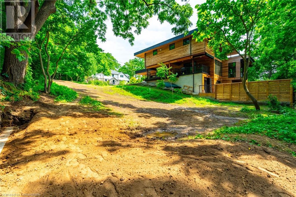 98 Alma Street, Dundas, Ontario  L9H 2E4 - Photo 12 - 40755247