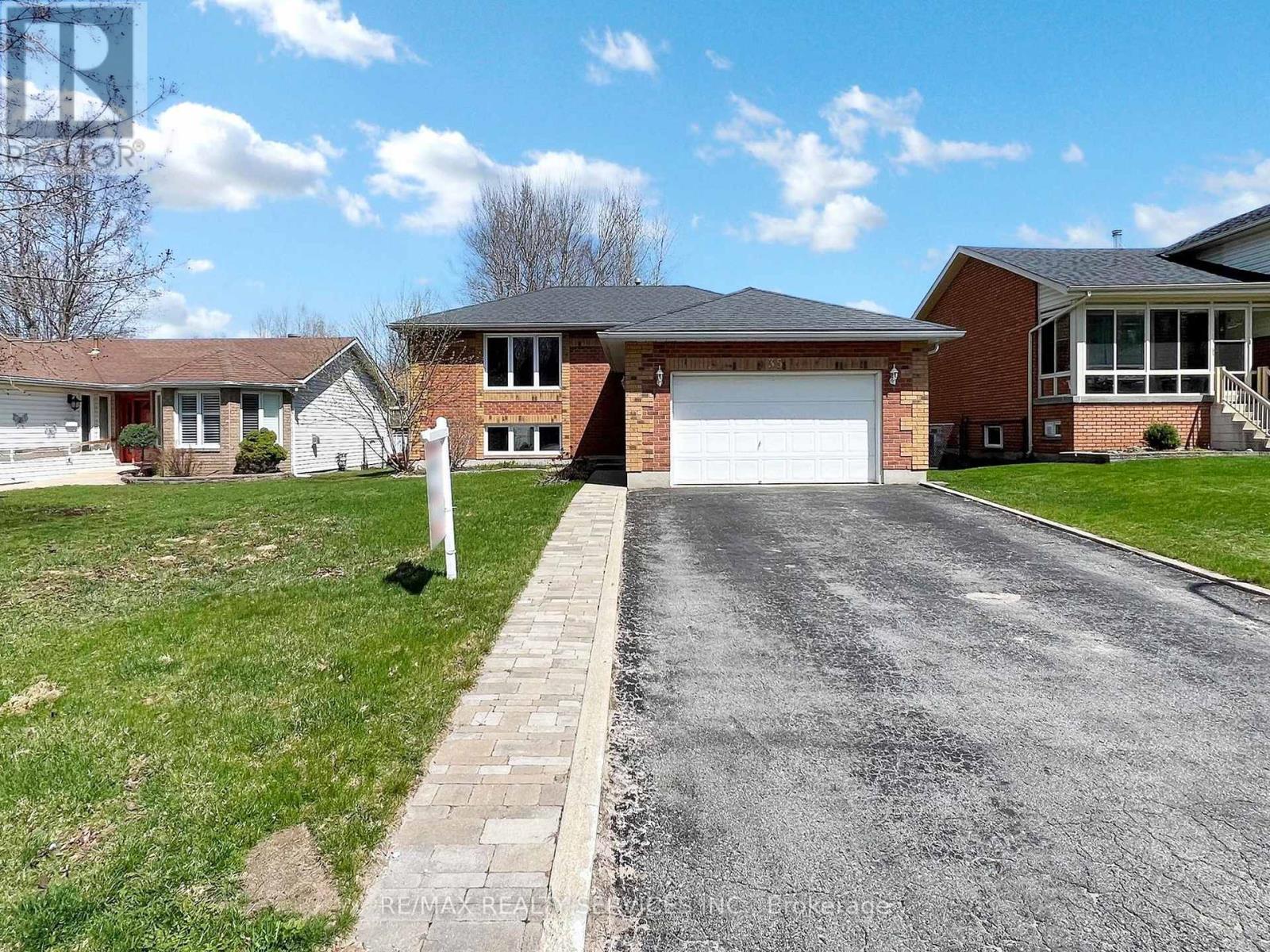 35 INNISBROOK DRIVE, Wasaga Beach, Ontario