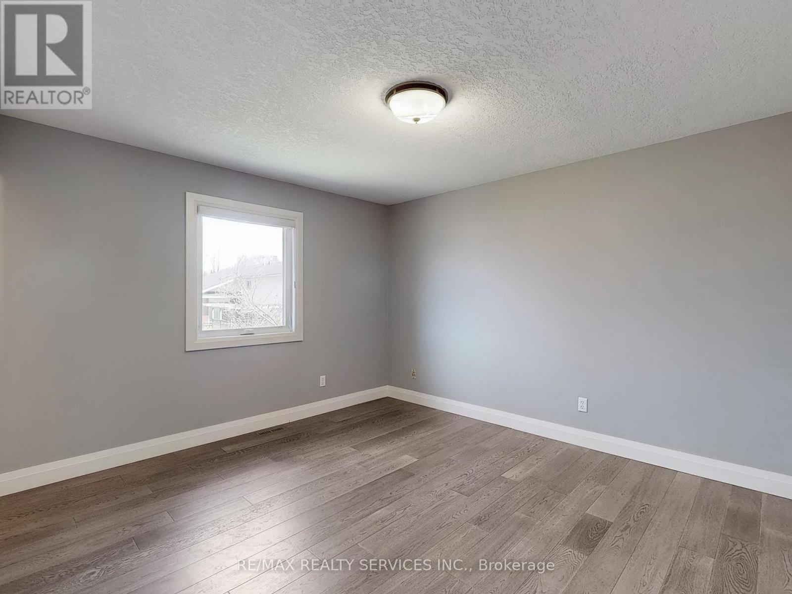 35 Innisbrook Drive, Wasaga Beach, Ontario  L9Z 1G2 - Photo 17 - S12310540