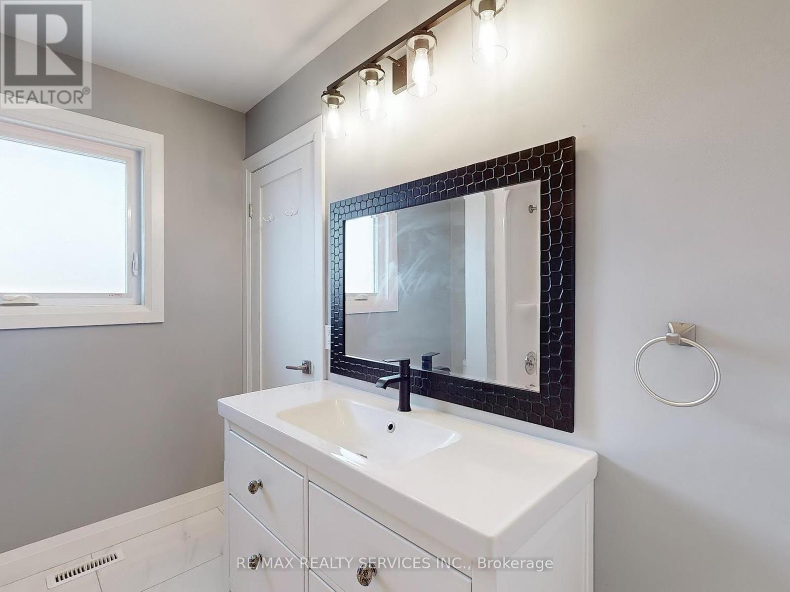 35 Innisbrook Drive, Wasaga Beach, Ontario  L9Z 1G2 - Photo 23 - S12310540