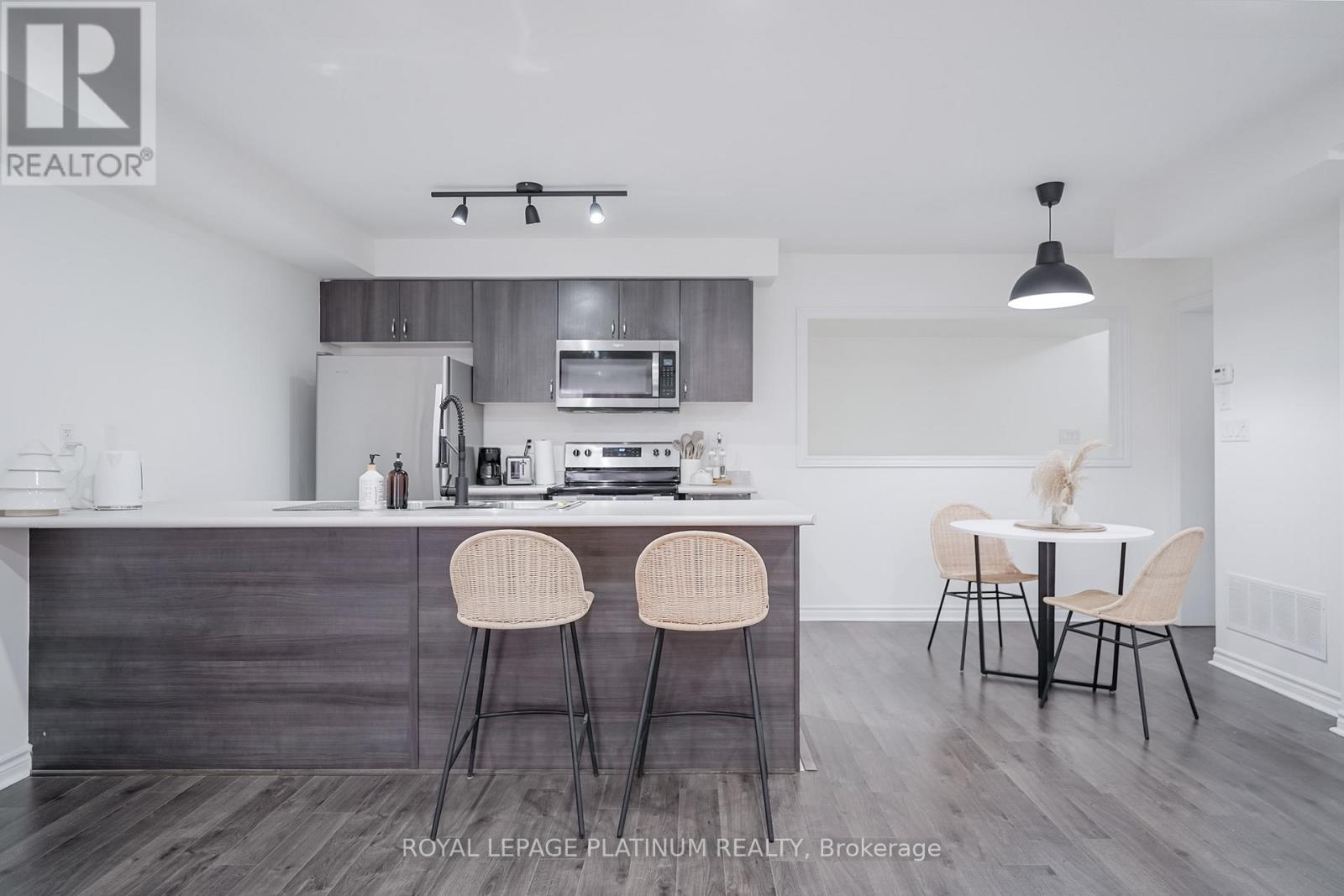 #36 - 200 Veterans Drive, Brampton, Ontario  L7A 4S6 - Photo 10 - W12310519