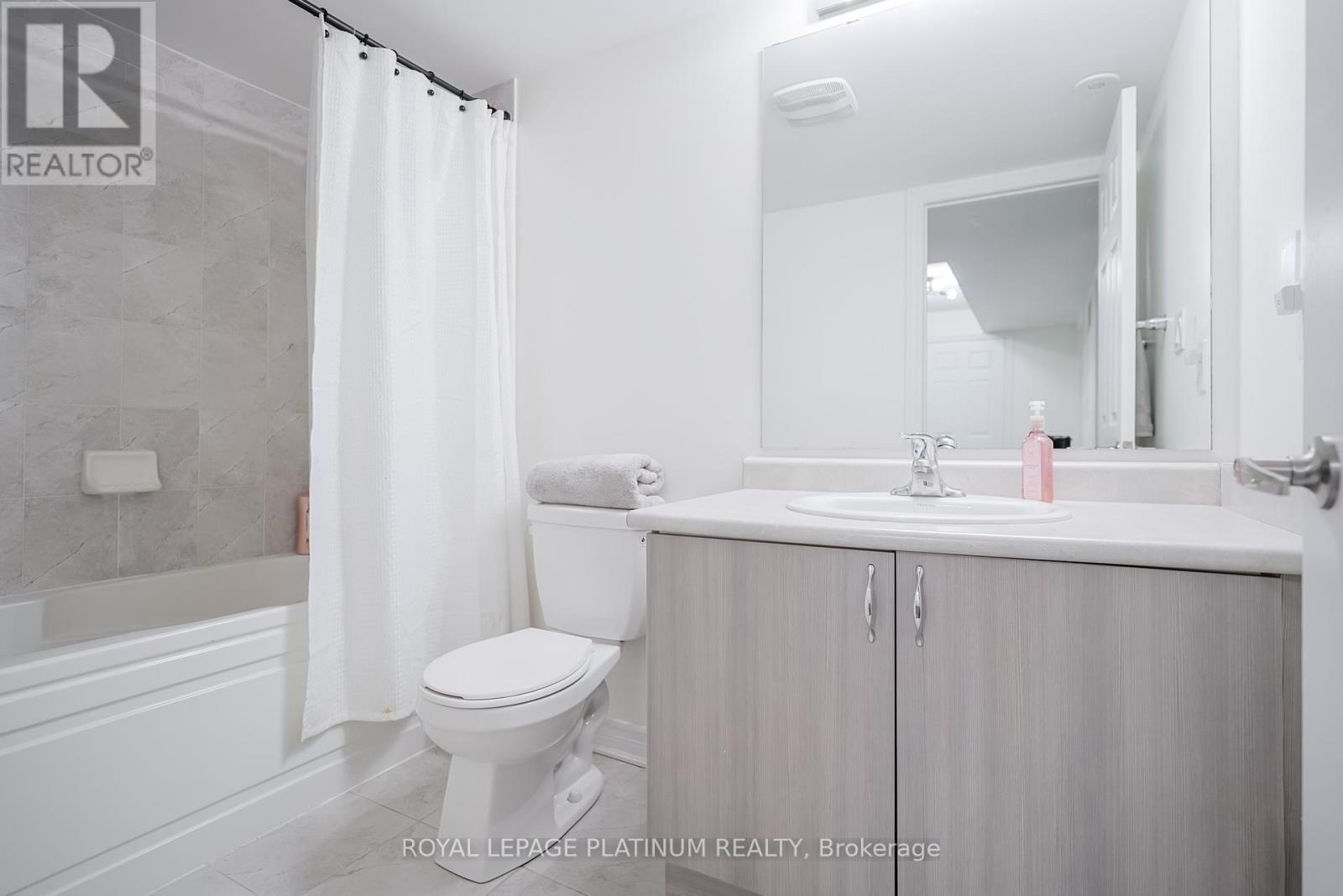#36 - 200 Veterans Drive, Brampton, Ontario  L7A 4S6 - Photo 24 - W12310519