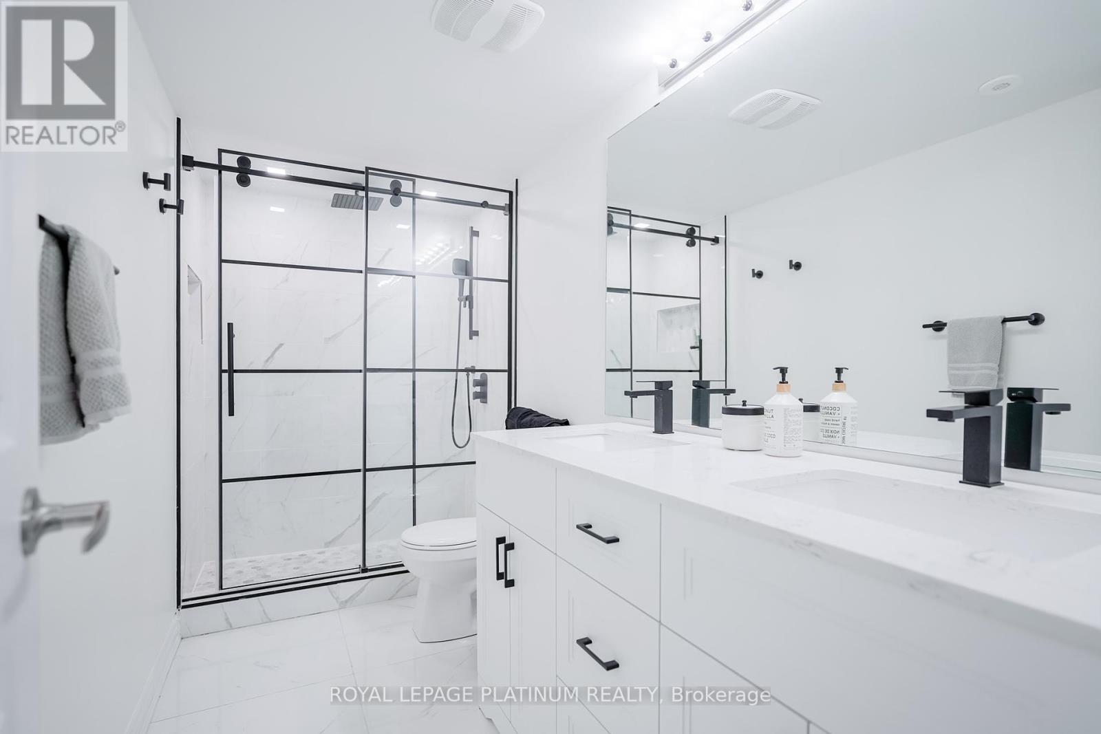 #36 - 200 Veterans Drive, Brampton, Ontario  L7A 4S6 - Photo 29 - W12310519