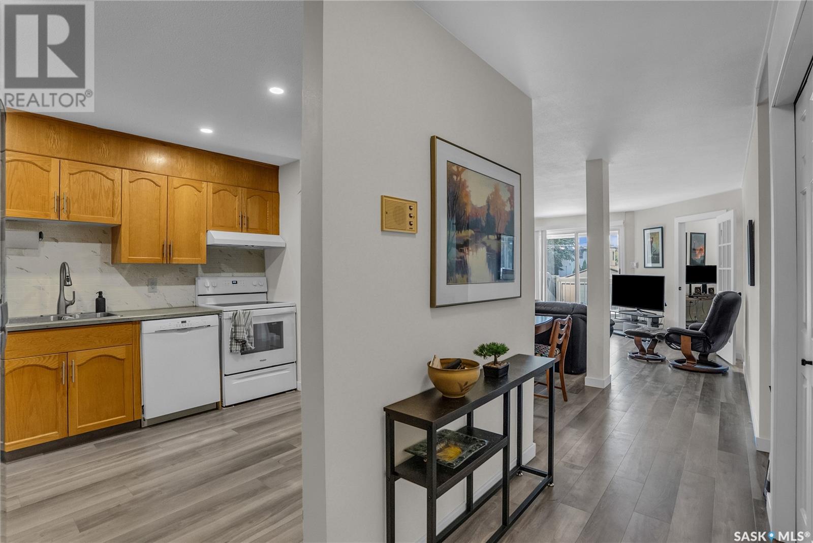 Property at 103 910 9th STREET E image 2