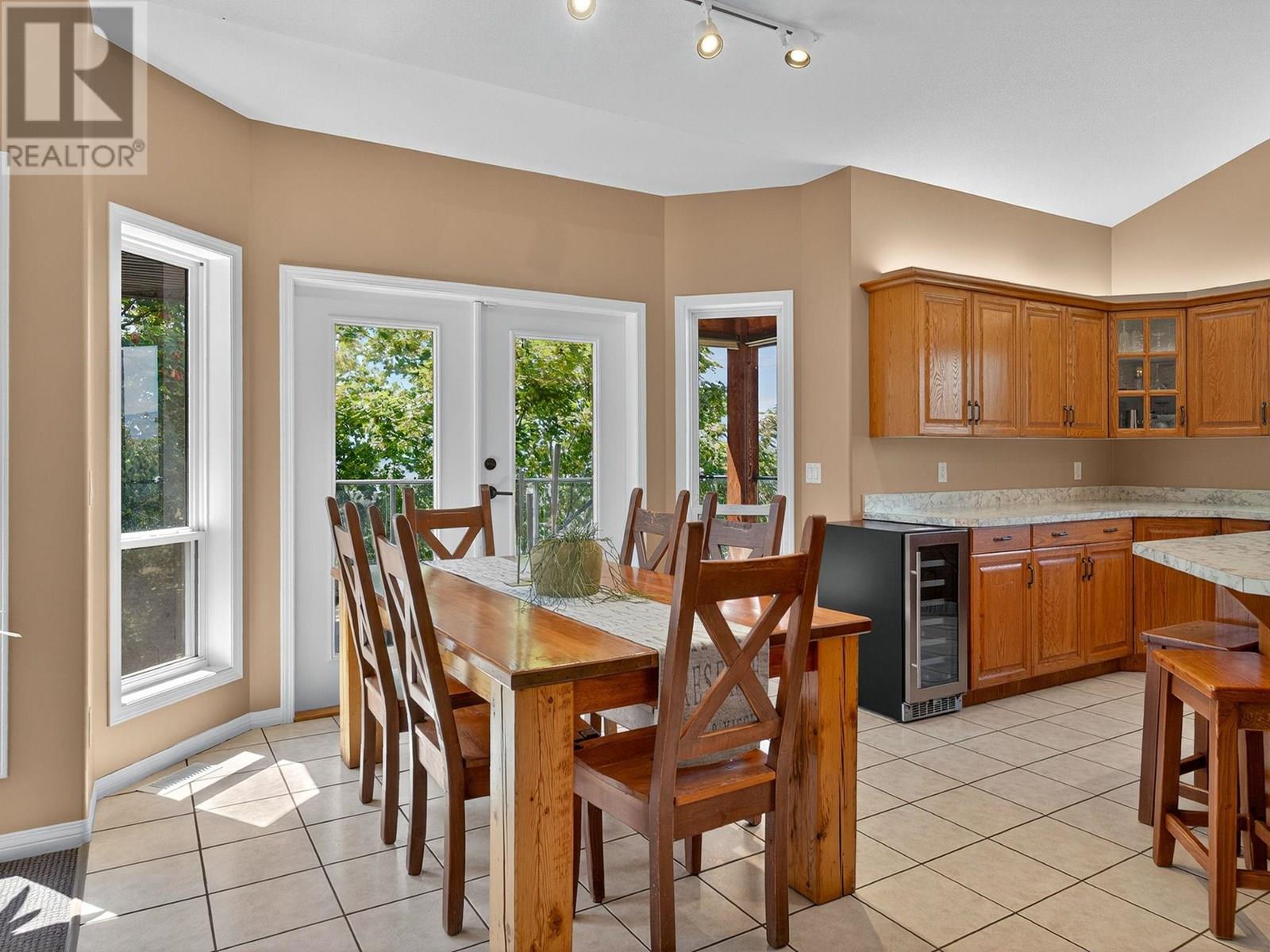 5955 Postill Lake Road, Kelowna, British Columbia  V1X 7V3 - Photo 13 - 10357297