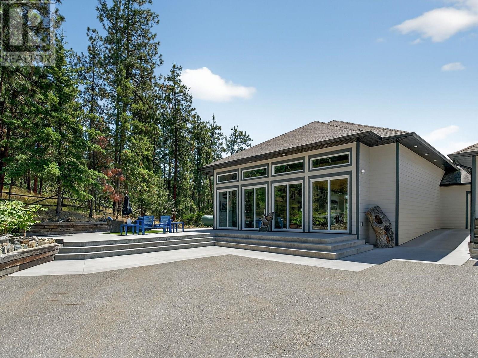 5955 Postill Lake Road, Kelowna, British Columbia  V1X 7V3 - Photo 8 - 10357297