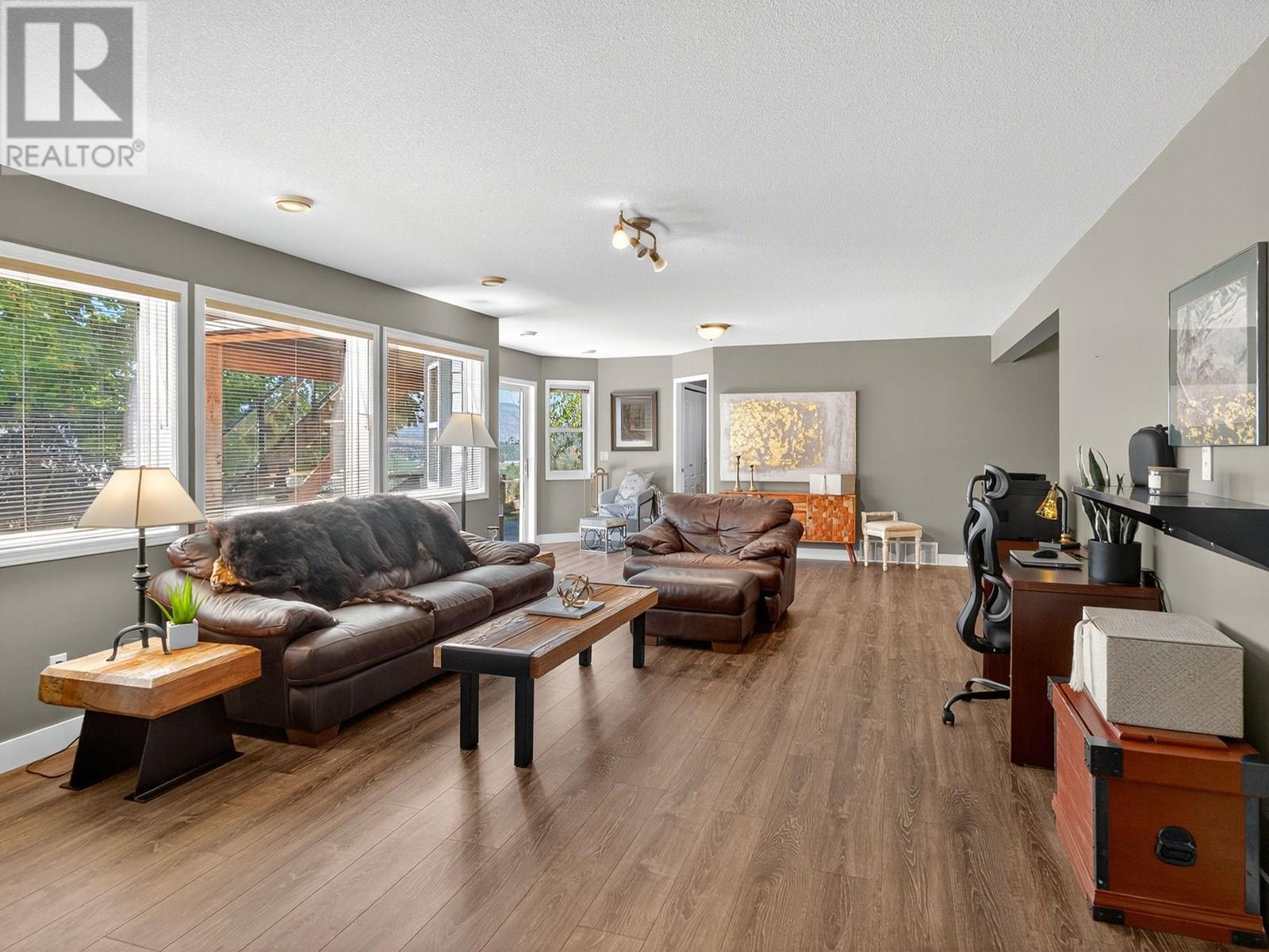 5955 Postill Lake Road, Kelowna, British Columbia  V1X 7V3 - Photo 43 - 10357297