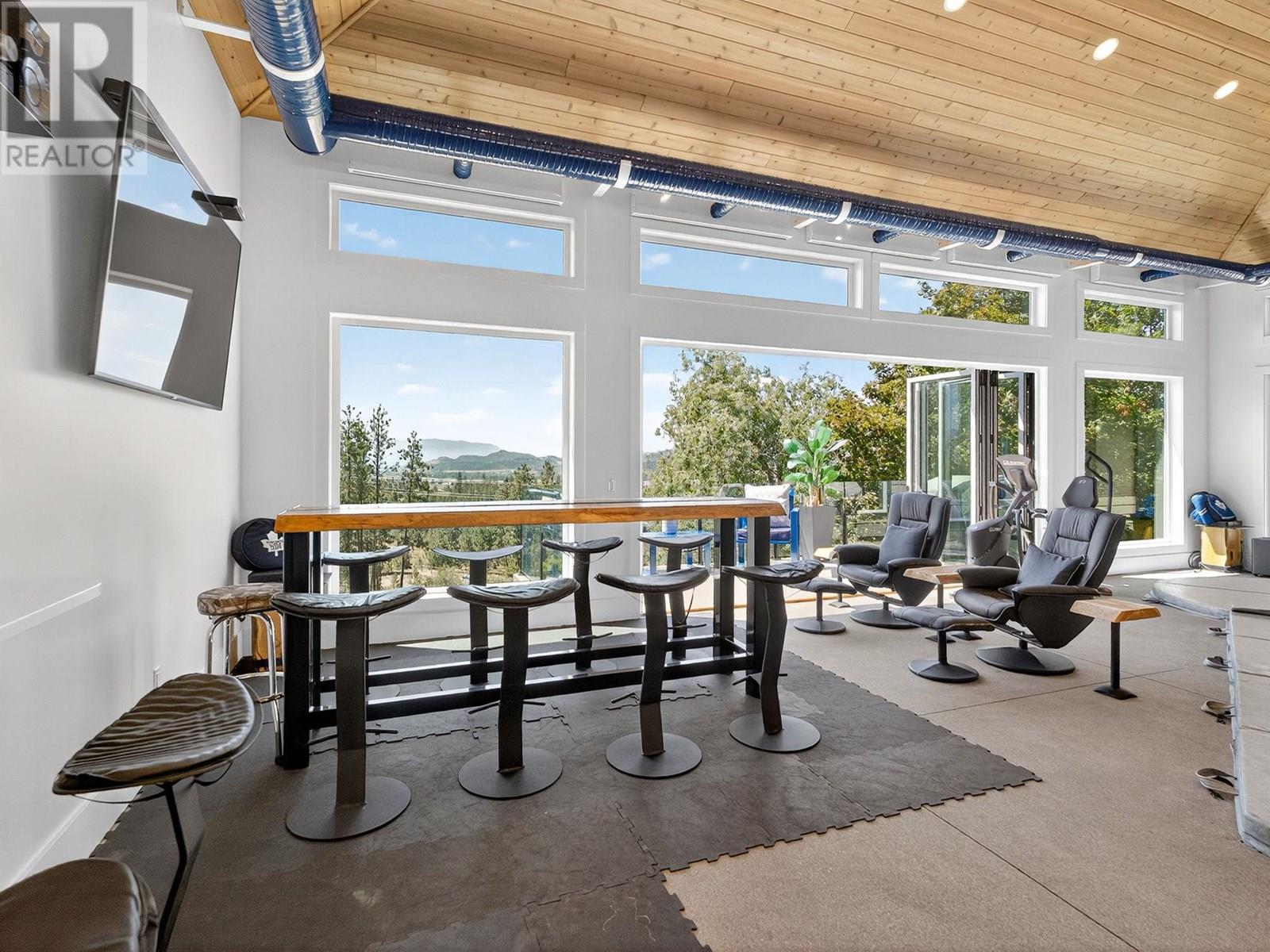 5955 Postill Lake Road, Kelowna, British Columbia  V1X 7V3 - Photo 37 - 10357297