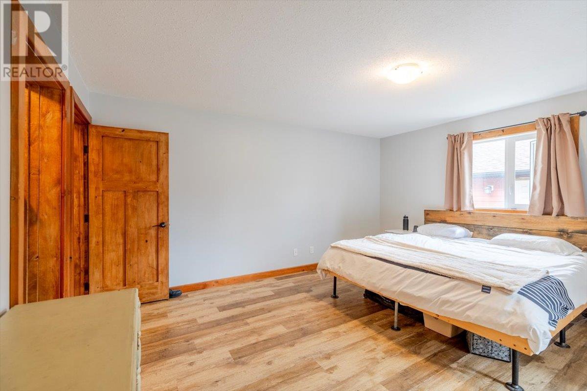 2074 Golden Eagle Drive, Sparwood, British Columbia  V0B 2G2 - Photo 25 - 10356854