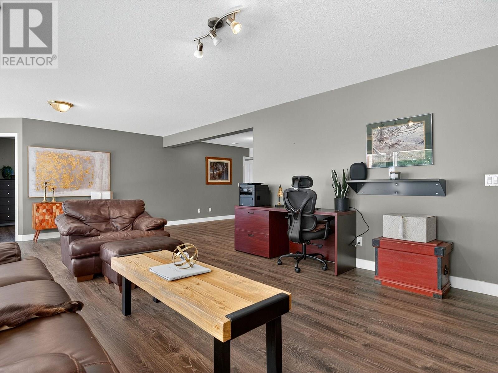 5955 Postill Lake Road, Kelowna, British Columbia  V1X 7V3 - Photo 44 - 10357297