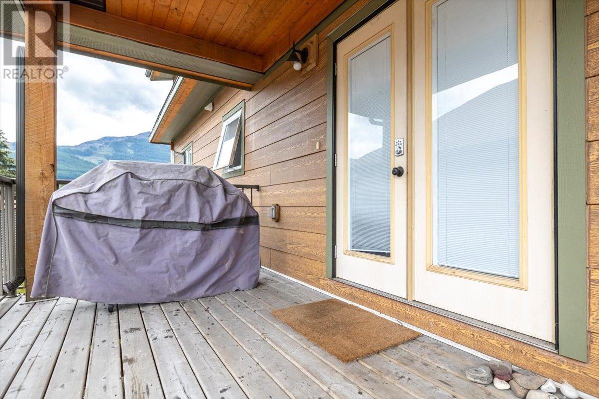 2074 Golden Eagle Drive, Sparwood, British Columbia  V0B 2G2 - Photo 71 - 10356854