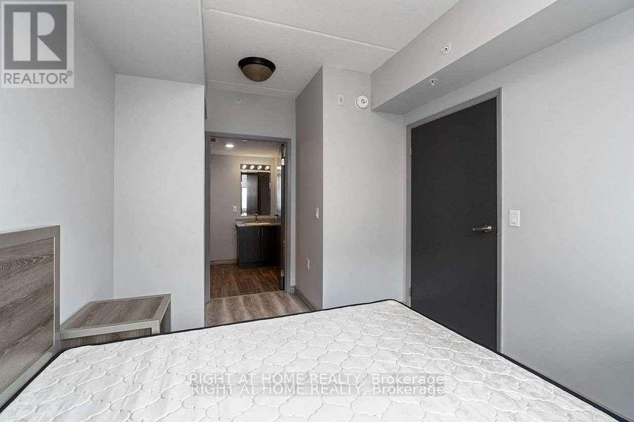 G101 - 275 Larch Street, Waterloo, Ontario  N2L 3R2 - Photo 15 - X12310529