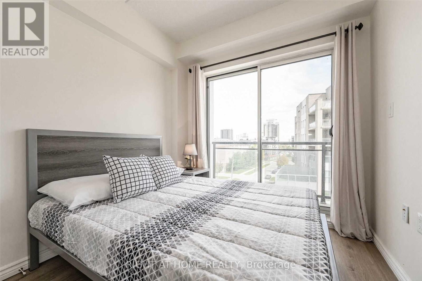 G101 - 275 Larch Street, Waterloo, Ontario  N2L 3R2 - Photo 8 - X12310529