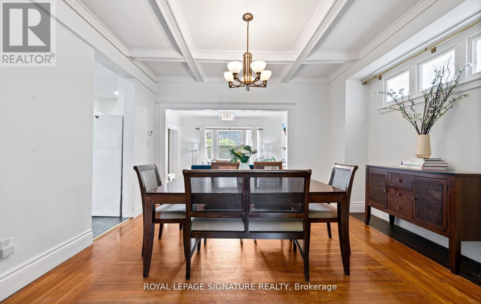 124 Eastbourne Avenue, Hamilton (St. Clair), Ontario  L8M 2M8 - Photo 11 - X12310620