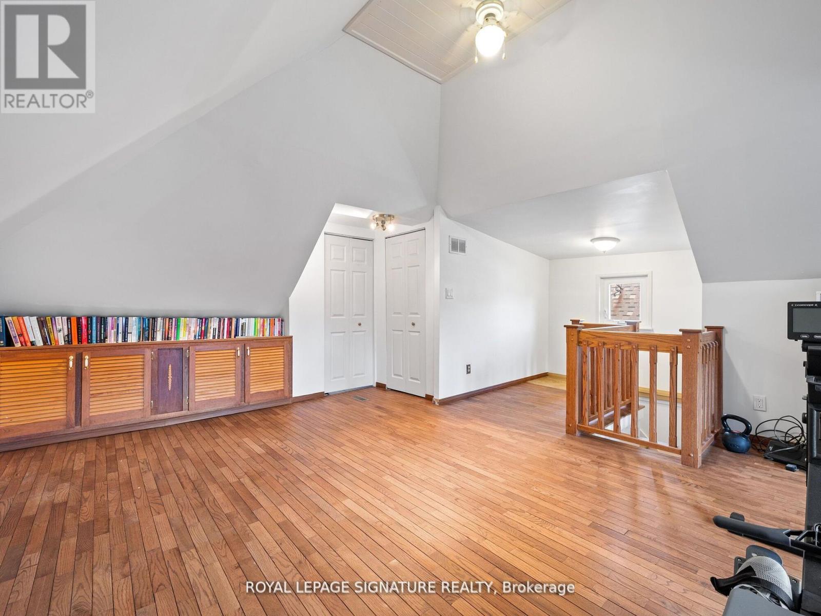 124 Eastbourne Avenue, Hamilton (St. Clair), Ontario  L8M 2M8 - Photo 32 - X12310620