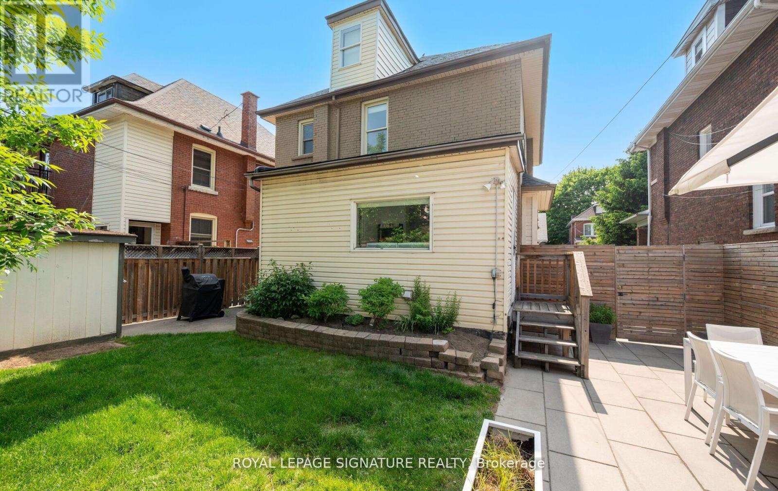 124 Eastbourne Avenue, Hamilton (St. Clair), Ontario  L8M 2M8 - Photo 37 - X12310620