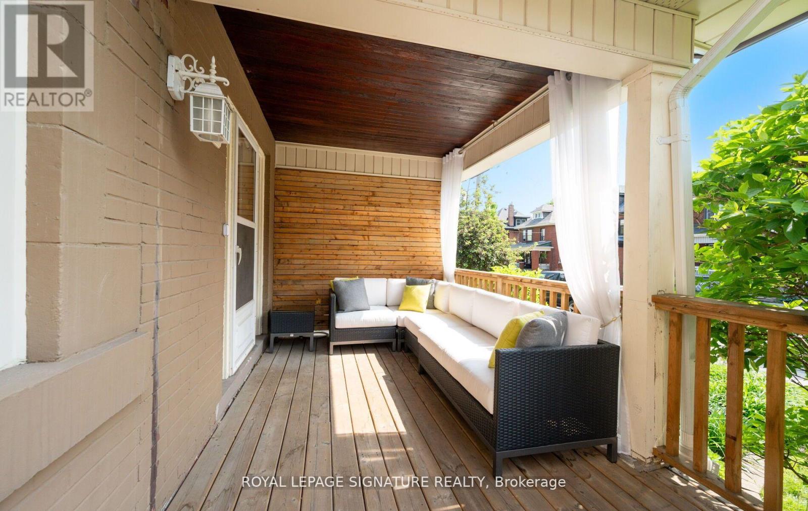 124 Eastbourne Avenue, Hamilton (St. Clair), Ontario  L8M 2M8 - Photo 4 - X12310620