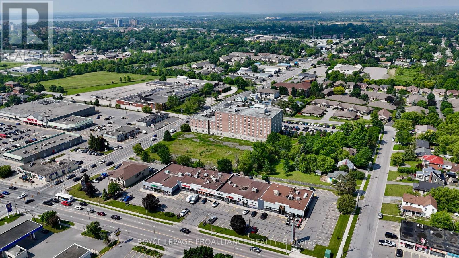 57 Donald Street, Belleville, Ontario  K8P 2J2 - Photo 21 - X12310748