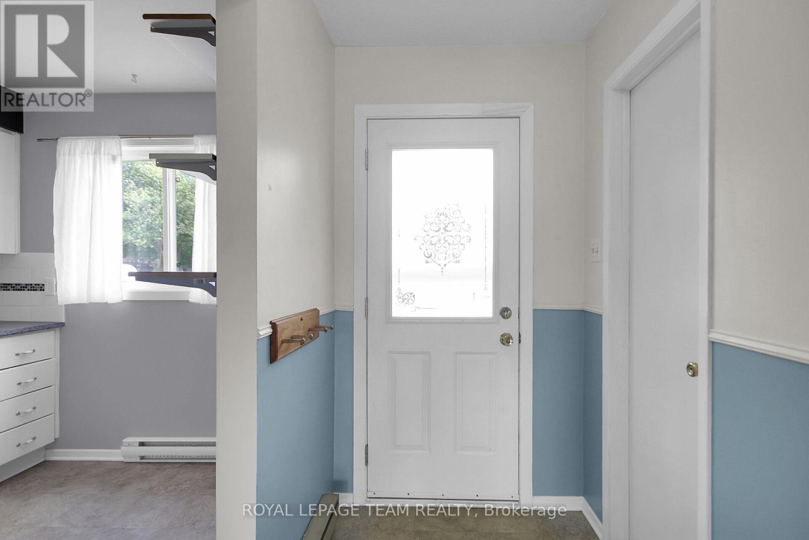 Property at F - 23 SONNET CRESCENT image 4