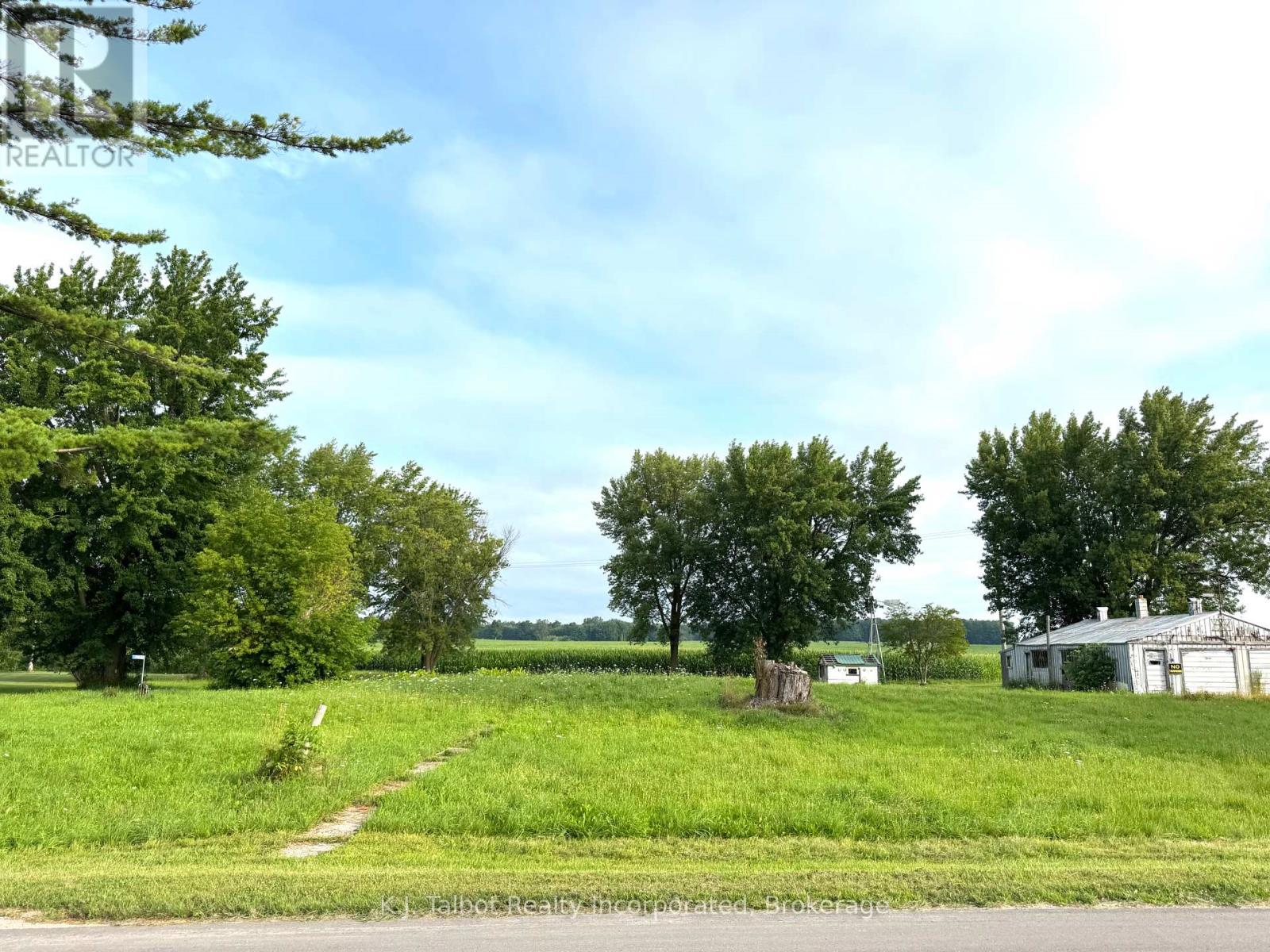 742 Josephine Street N, North Huron (Wingham), Ontario  N0G 2W0 - Photo 3 - X12298236