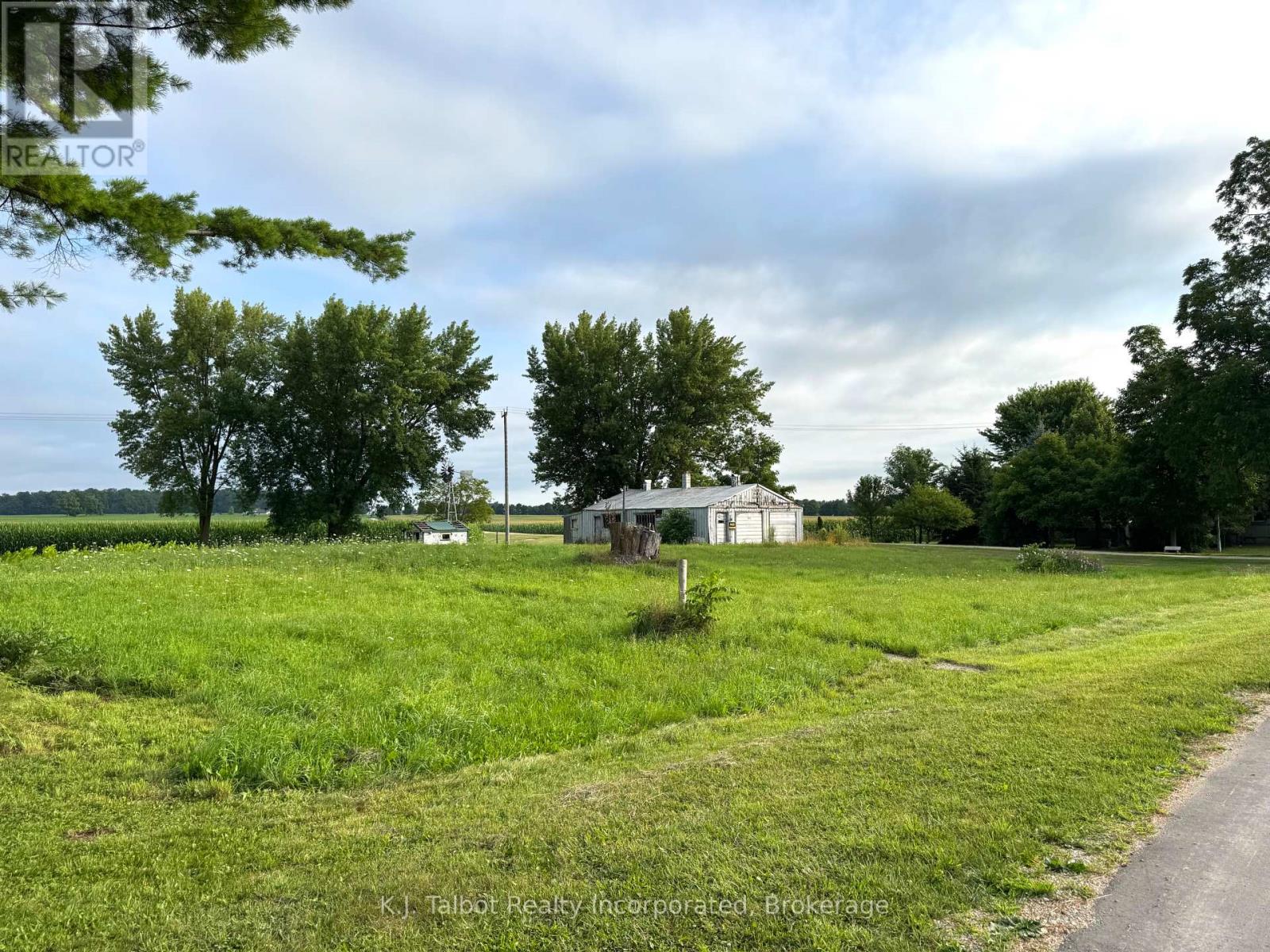 742 Josephine Street N, North Huron (Wingham), Ontario  N0G 2W0 - Photo 5 - X12298236