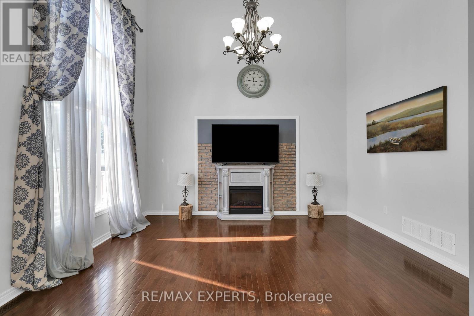 1198 Westmount Avenue, Innisfil, Ontario  L9S 4S7 - Photo 13 - N12310703