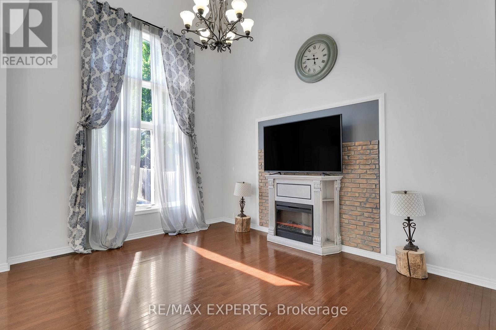 1198 Westmount Avenue, Innisfil, Ontario  L9S 4S7 - Photo 14 - N12310703