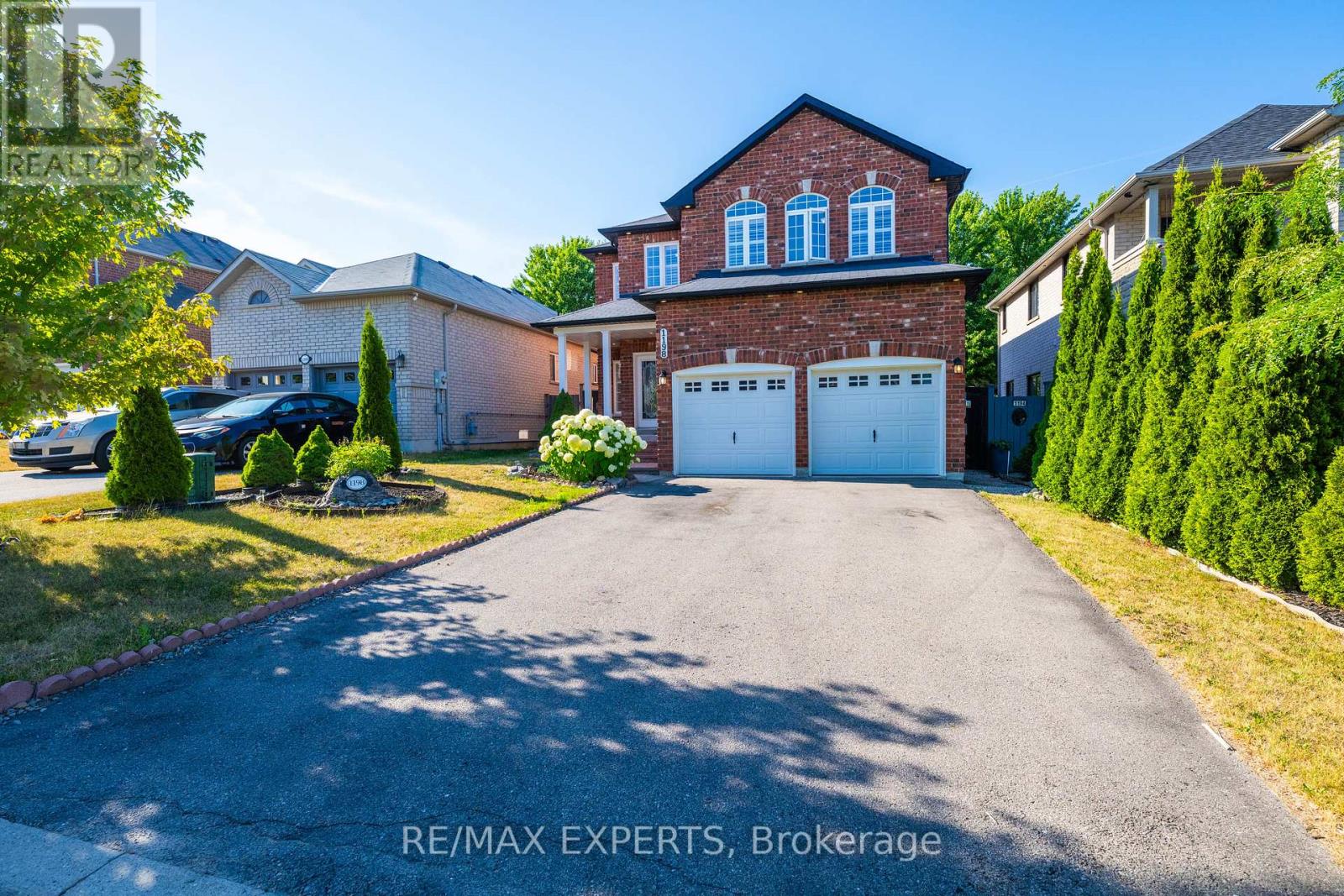 1198 Westmount Avenue, Innisfil, Ontario  L9S 4S7 - Photo 2 - N12310703