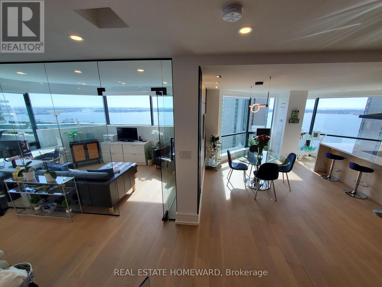 Ph2 - 10 Queens Quay W, Toronto, Ontario  M5J 2R9 - Photo 13 - C12045189