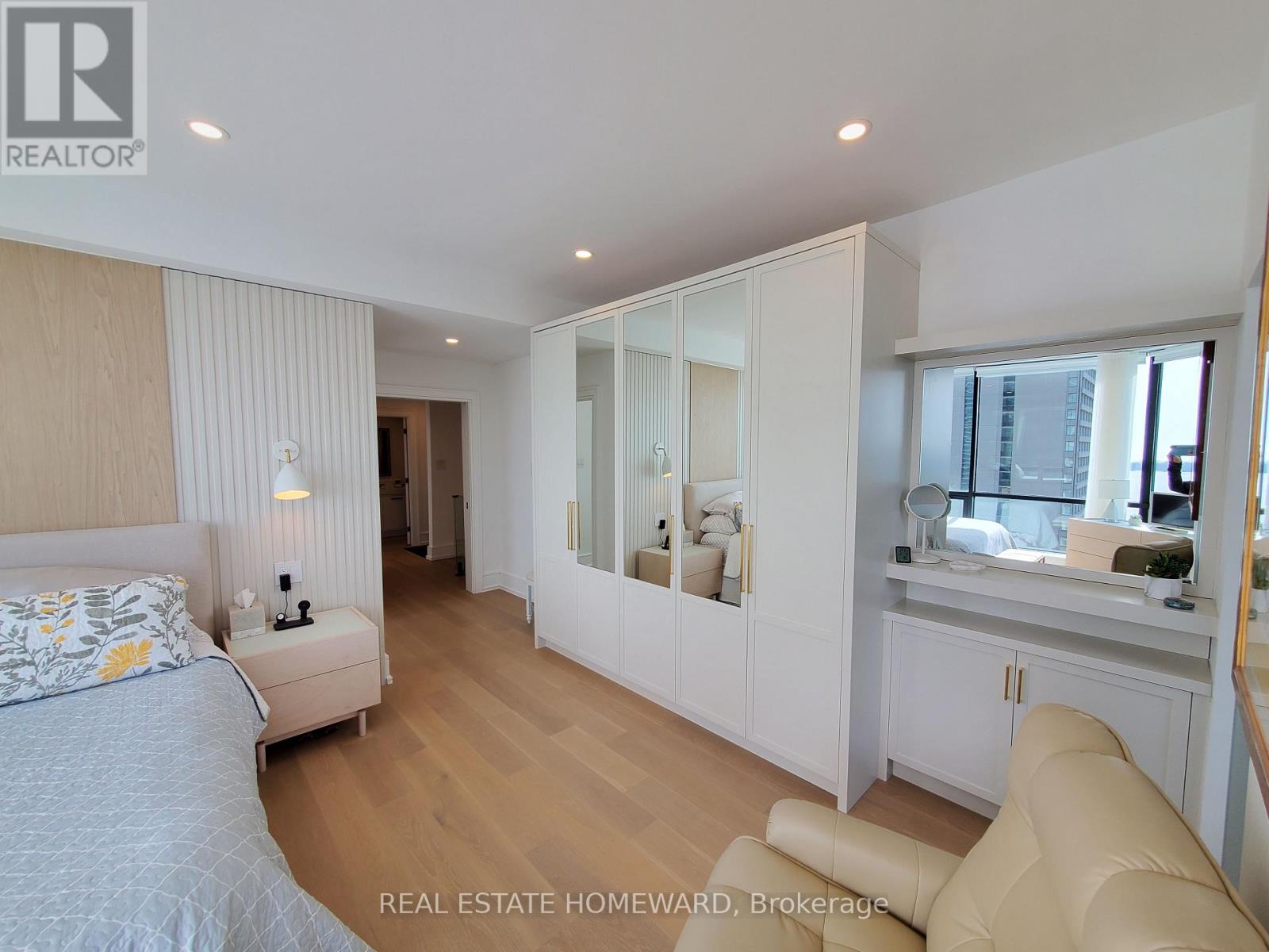 Ph2 - 10 Queens Quay W, Toronto, Ontario  M5J 2R9 - Photo 30 - C12045189