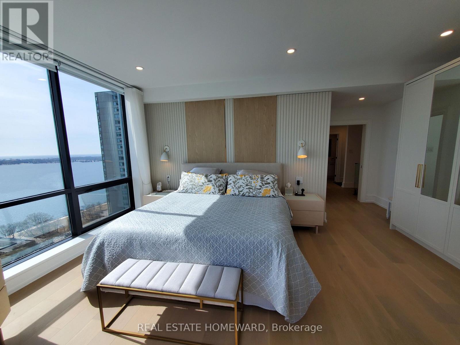 Ph2 - 10 Queens Quay W, Toronto, Ontario  M5J 2R9 - Photo 28 - C12045189