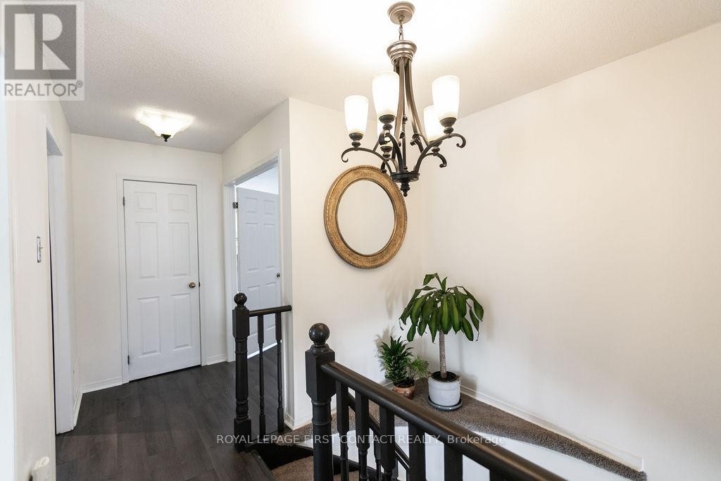 13 Irwin Drive, Barrie, Ontario  L4N 7A6 - Photo 16 - S12310685