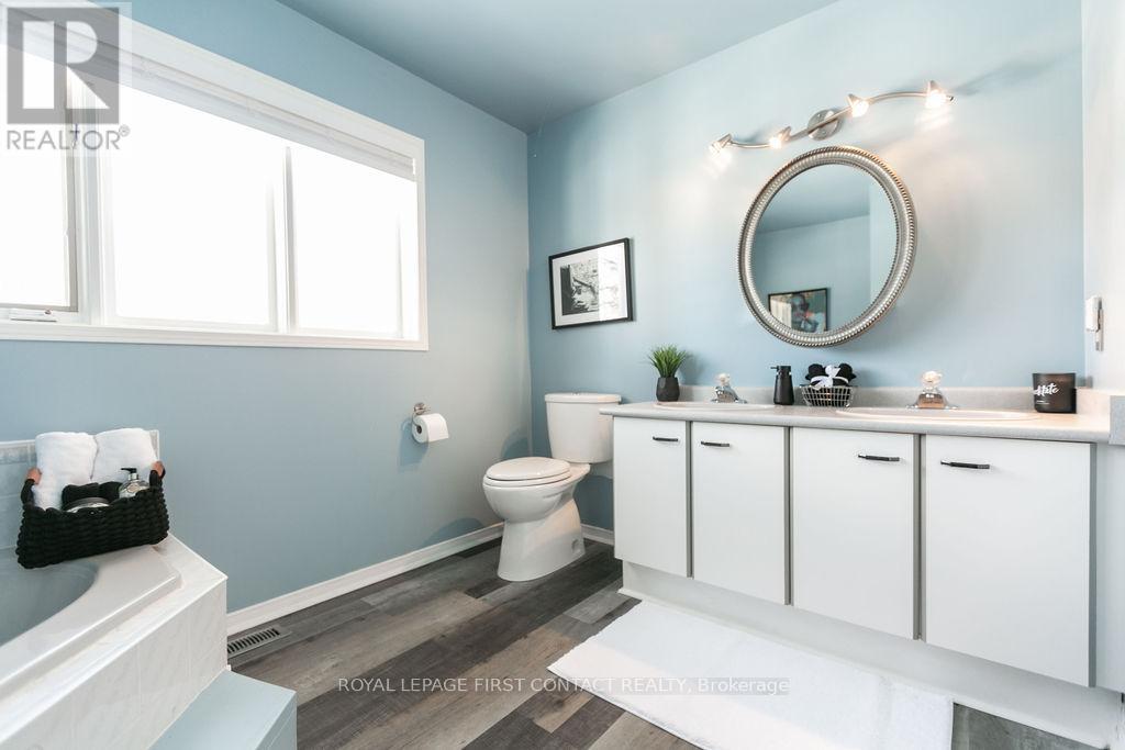 13 Irwin Drive, Barrie, Ontario  L4N 7A6 - Photo 22 - S12310685