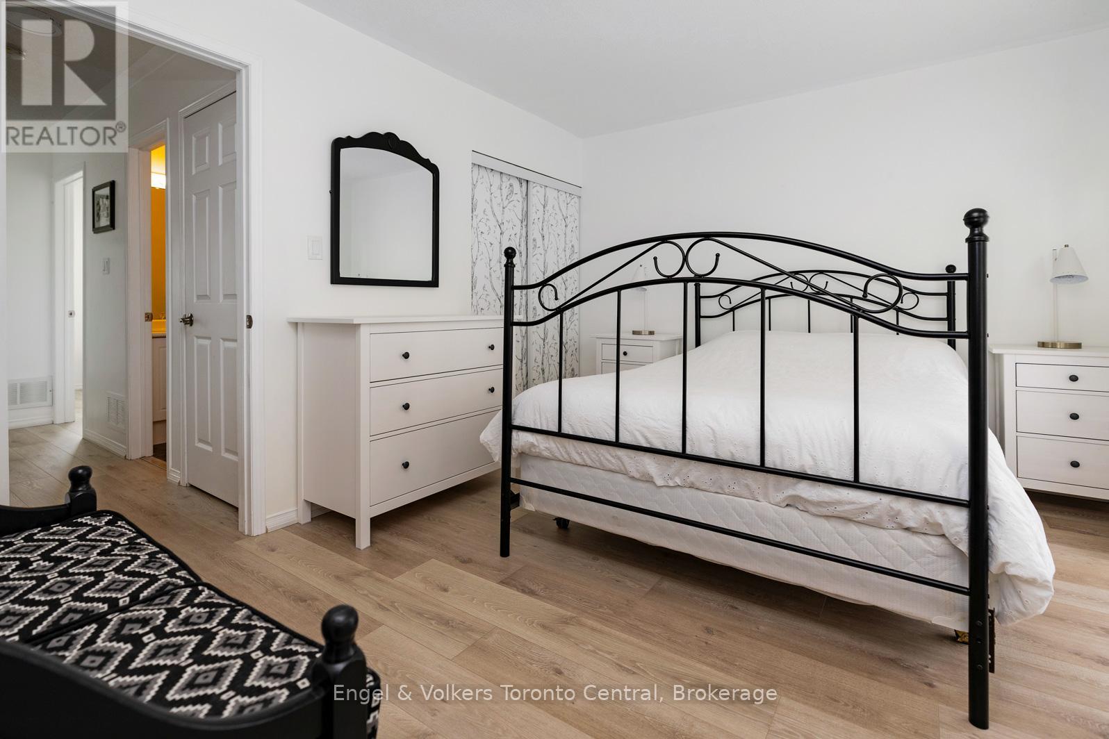 11 Sundial Court, Collingwood, Ontario  L9Y 5E5 - Photo 21 - S12310744