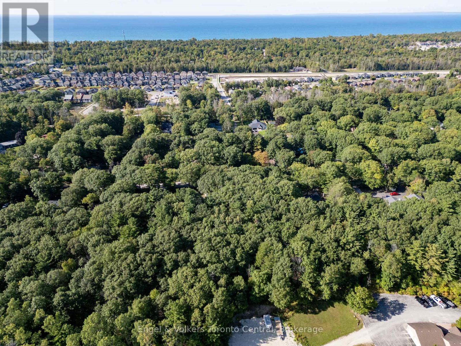 173 Wildwood Drive, Wasaga Beach, Ontario  L9Z 1R3 - Photo 9 - S12310838