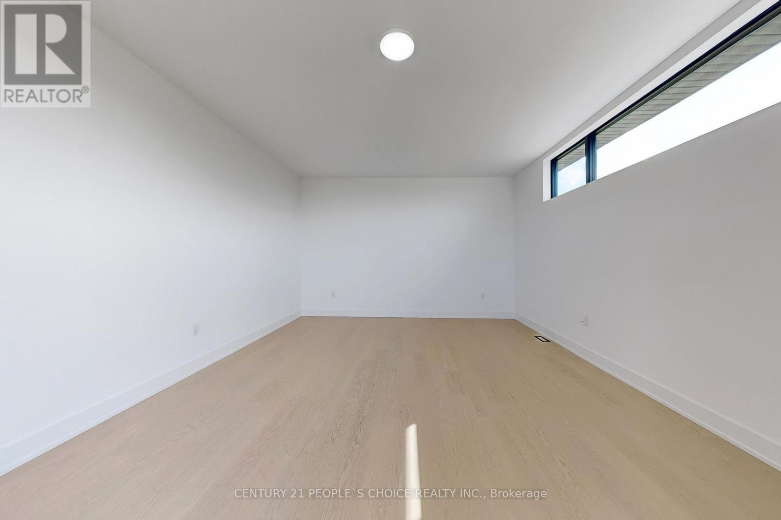 14 Sugarbush Court, Halton Hills, Ontario  L7G 4S7 - Photo 24 - W12308048