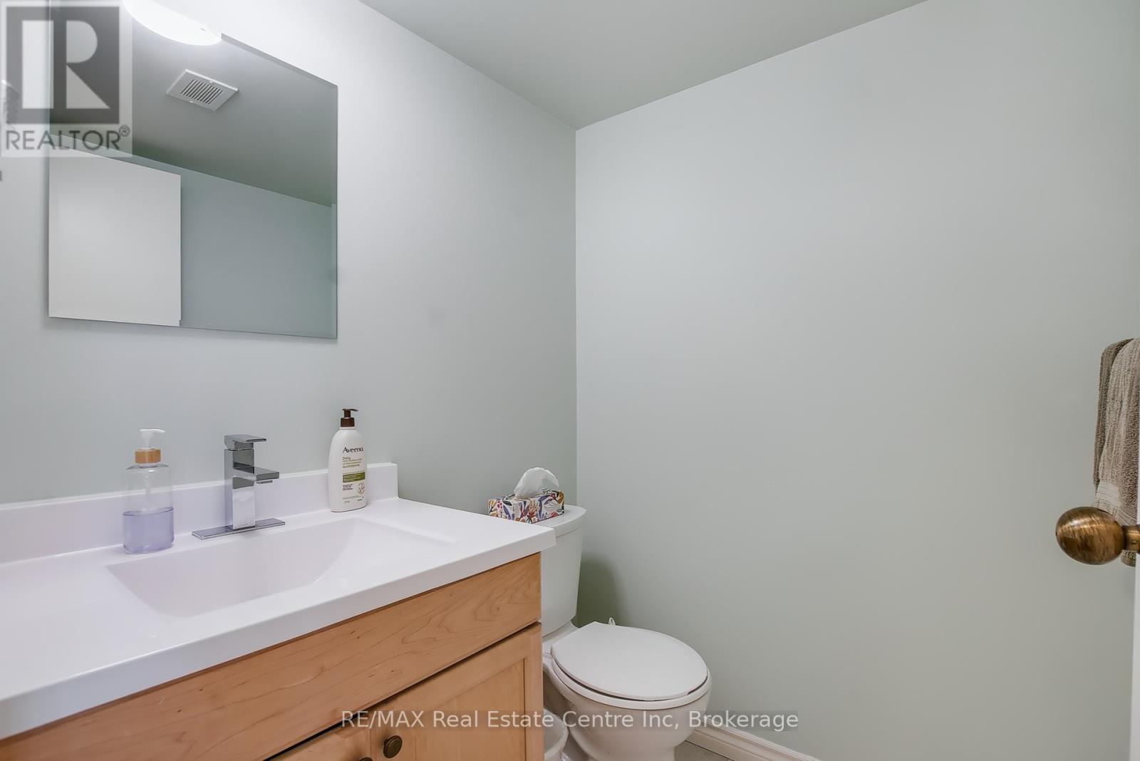 214 - 19 Woodlawn Road E, Guelph, Ontario  N1H 1G6 - Photo 15 - X12310718