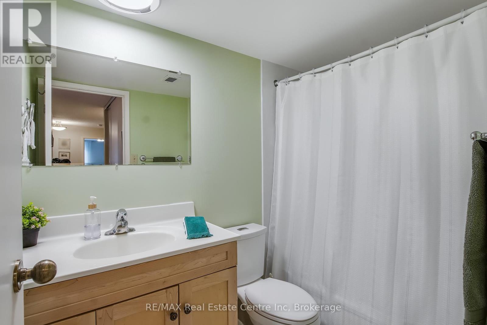 214 - 19 Woodlawn Road E, Guelph, Ontario  N1H 1G6 - Photo 18 - X12310718