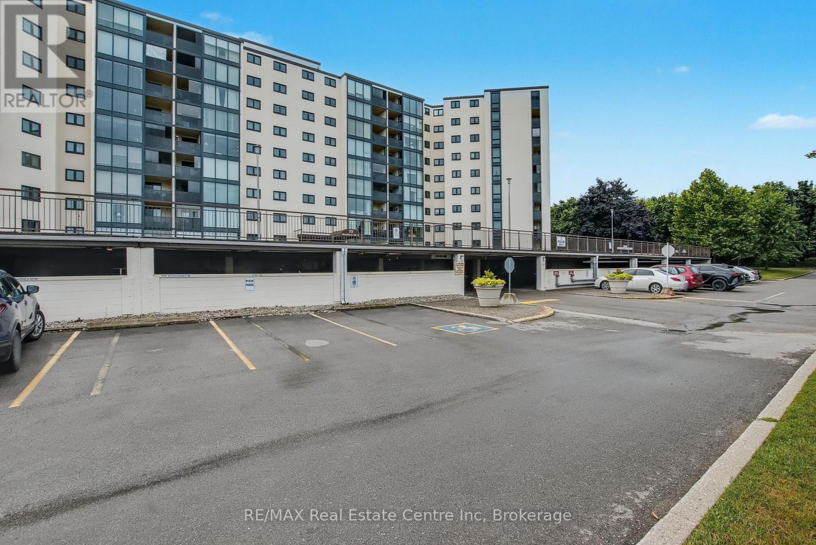 Property at 214 - 19 WOODLAWN ROAD E image 2