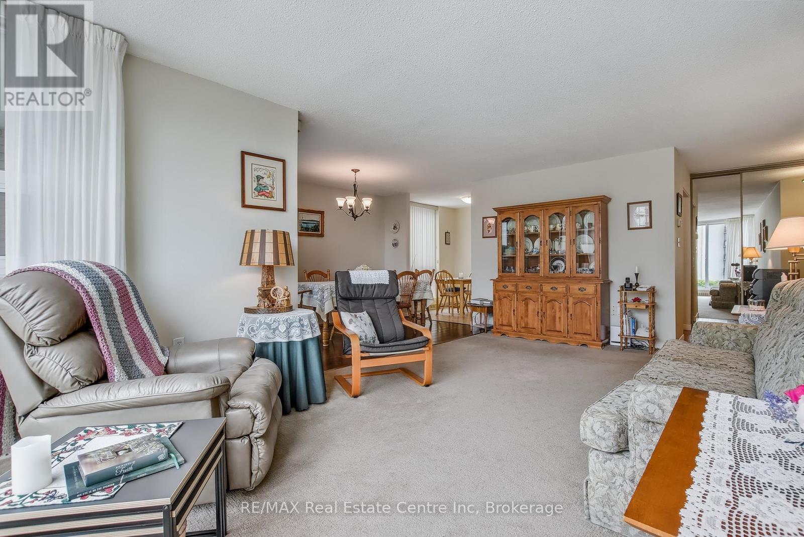 214 - 19 Woodlawn Road E, Guelph, Ontario  N1H 1G6 - Photo 7 - X12310718