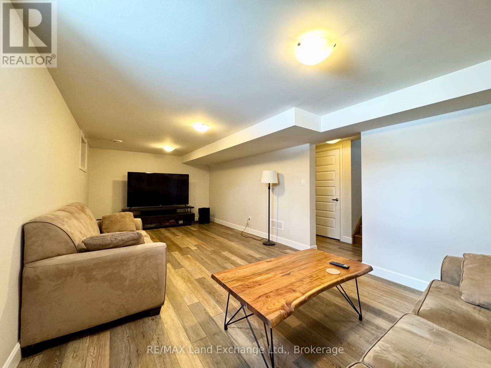 329 Bricker Street, Saugeen Shores, Ontario  N0H 2C1 - Photo 18 - X12310839