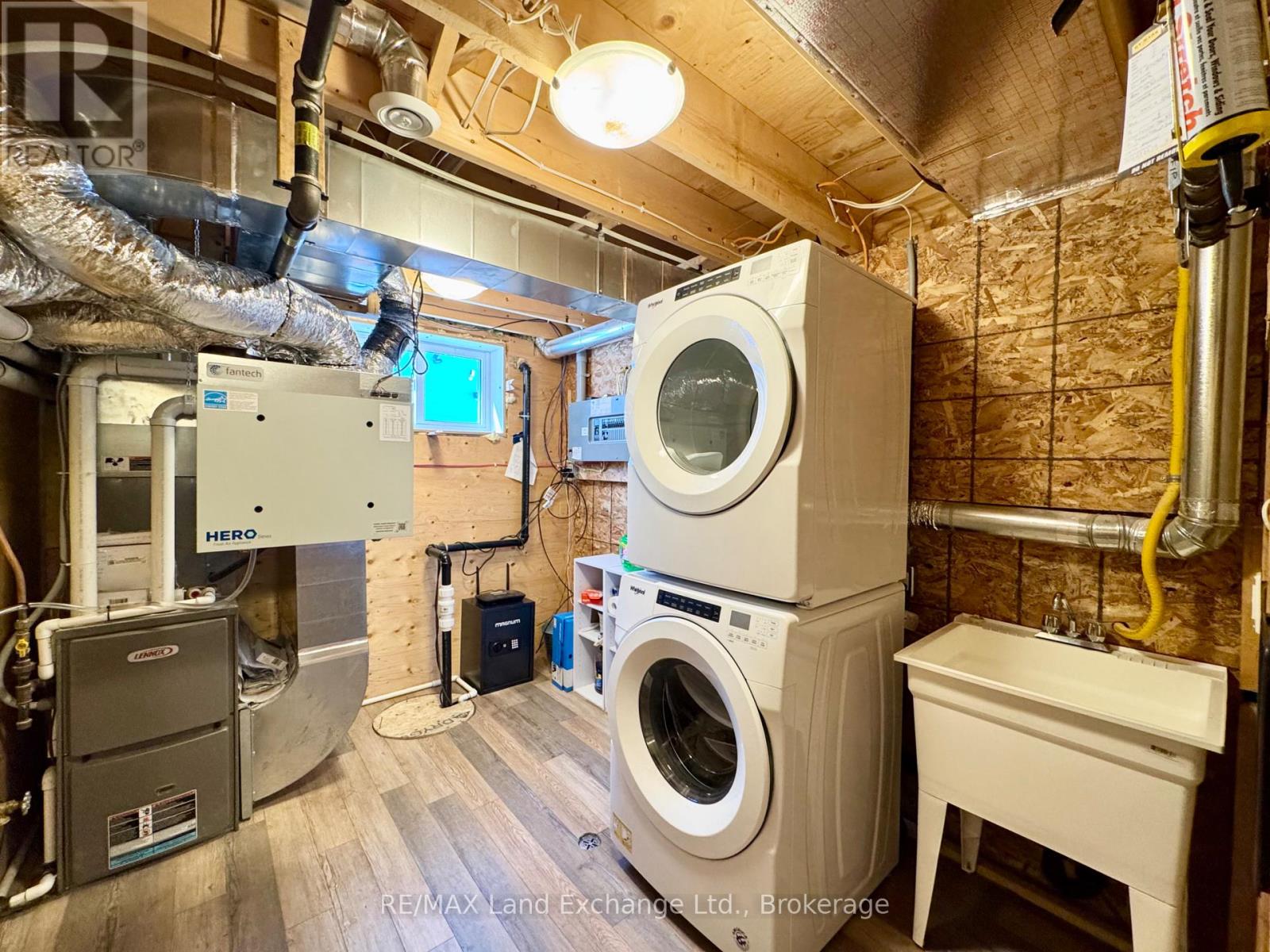 329 Bricker Street, Saugeen Shores, Ontario  N0H 2C1 - Photo 21 - X12310839