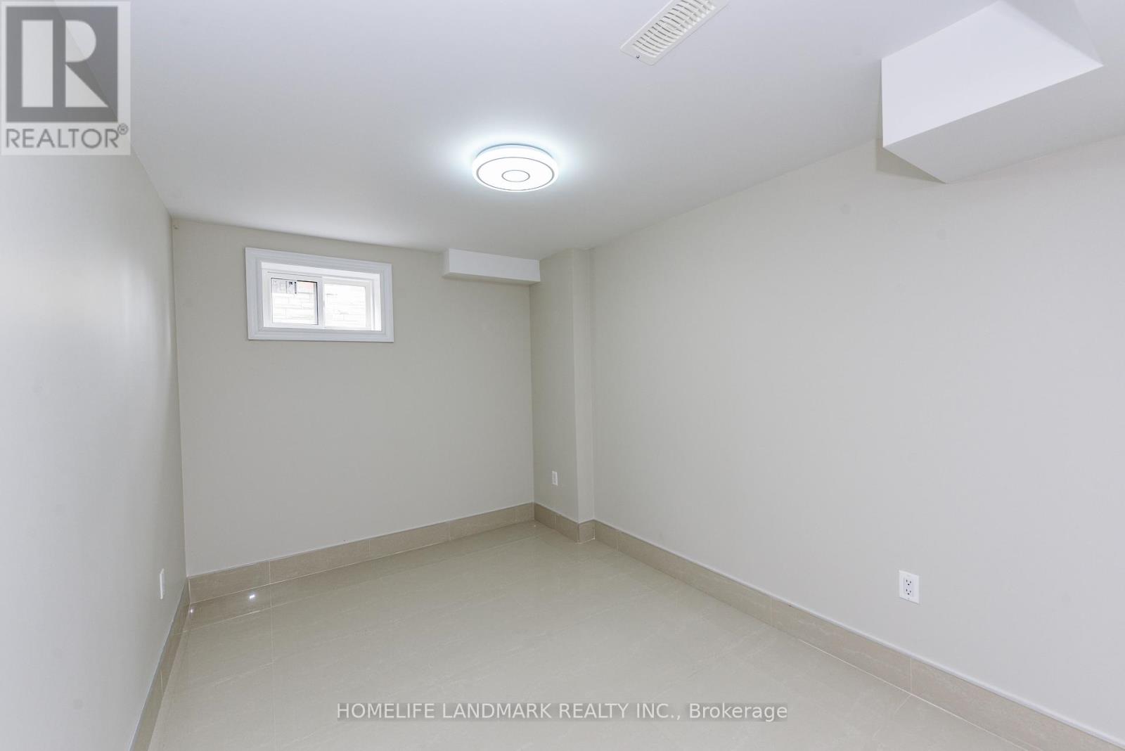 210 Castle Oaks Crossing W, Brampton, Ontario  L6P 3X2 - Photo 40 - W12310656