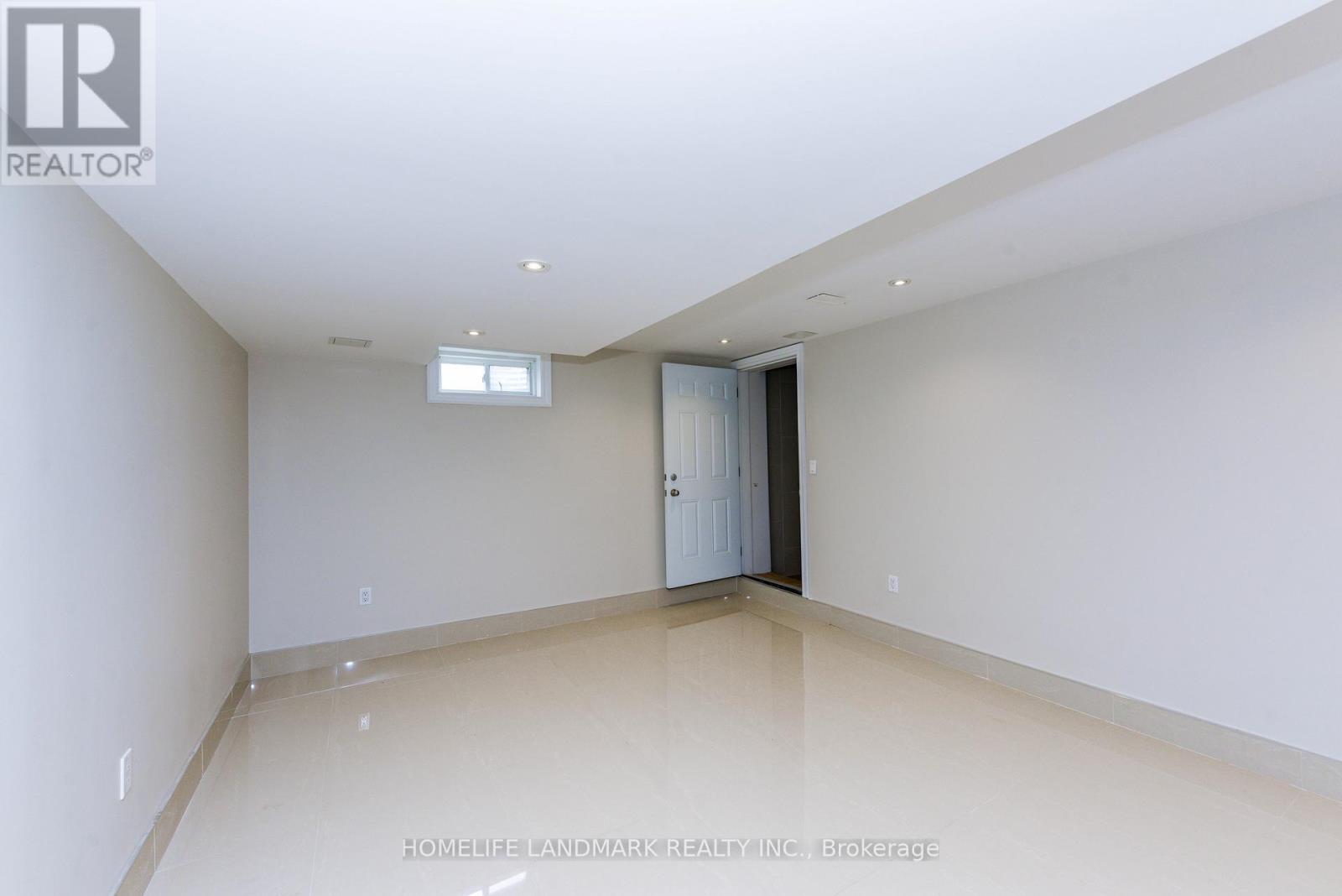 210 Castle Oaks Crossing W, Brampton, Ontario  L6P 3X2 - Photo 46 - W12310656