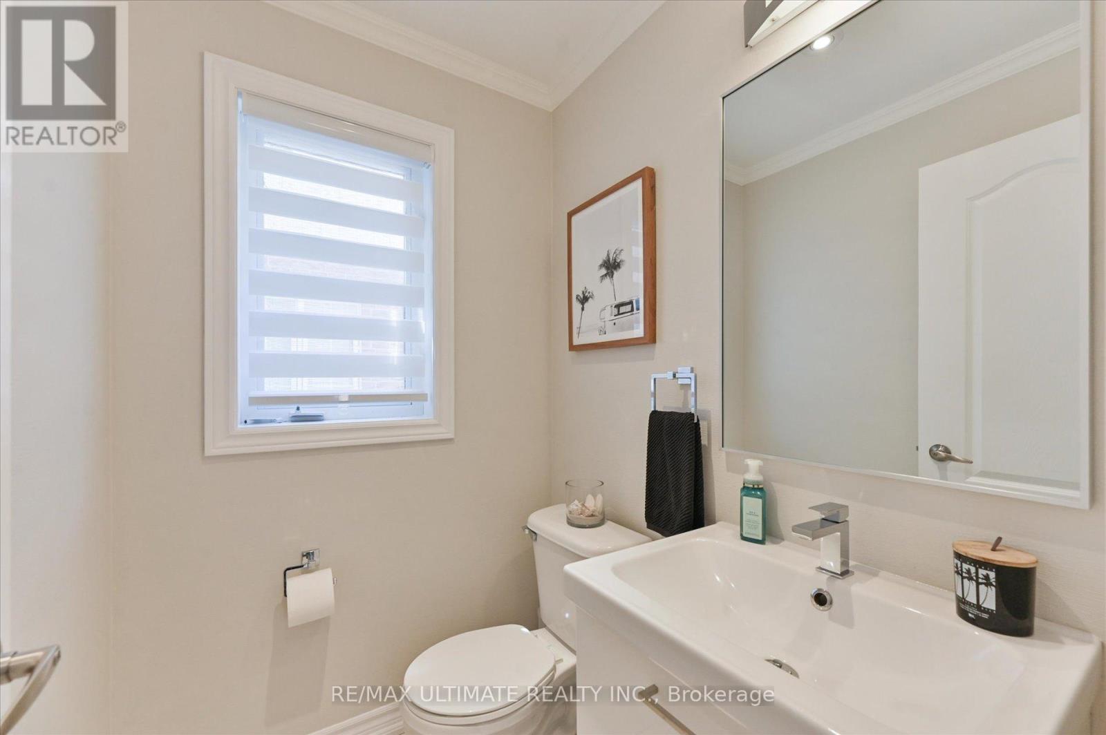 947 Brass Winds Place, Mississauga, Ontario  L5W 1T1 - Photo 21 - W12310694