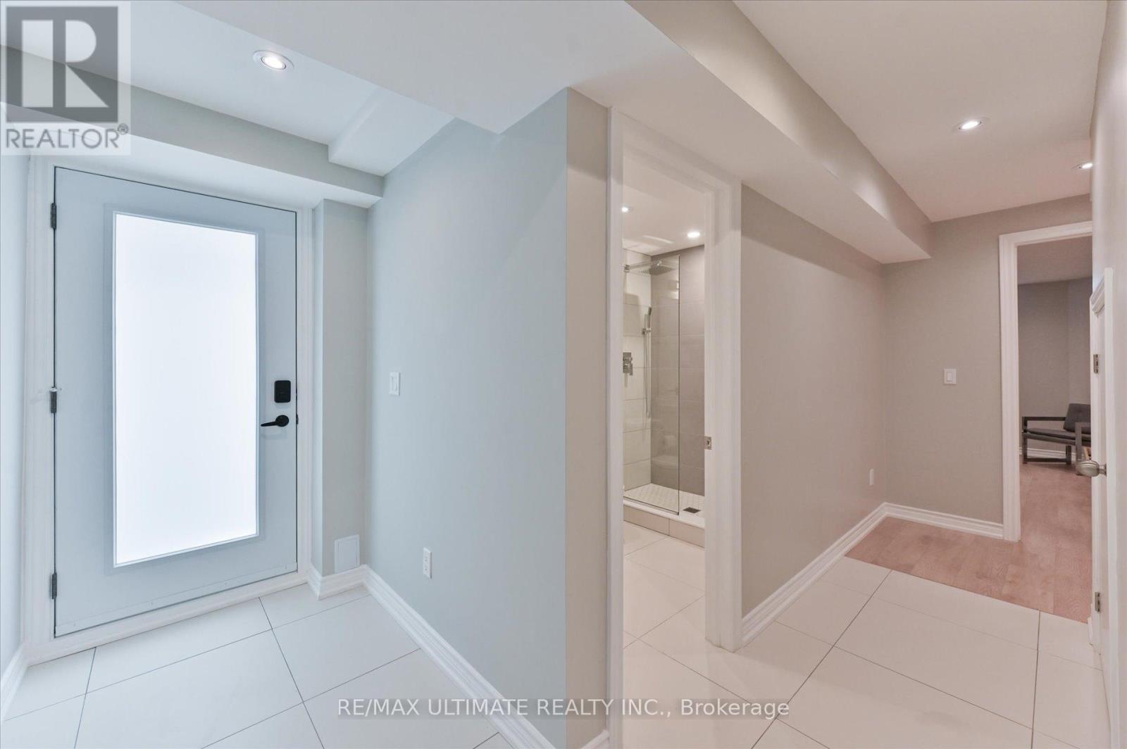 947 Brass Winds Place, Mississauga, Ontario  L5W 1T1 - Photo 40 - W12310694