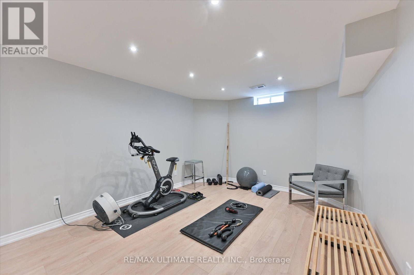 947 Brass Winds Place, Mississauga, Ontario  L5W 1T1 - Photo 41 - W12310694