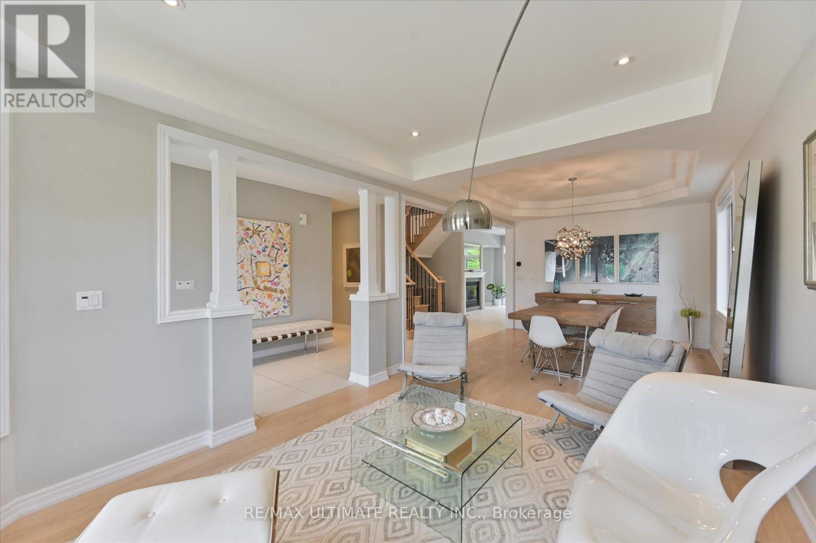 947 Brass Winds Place, Mississauga, Ontario  L5W 1T1 - Photo 6 - W12310694
