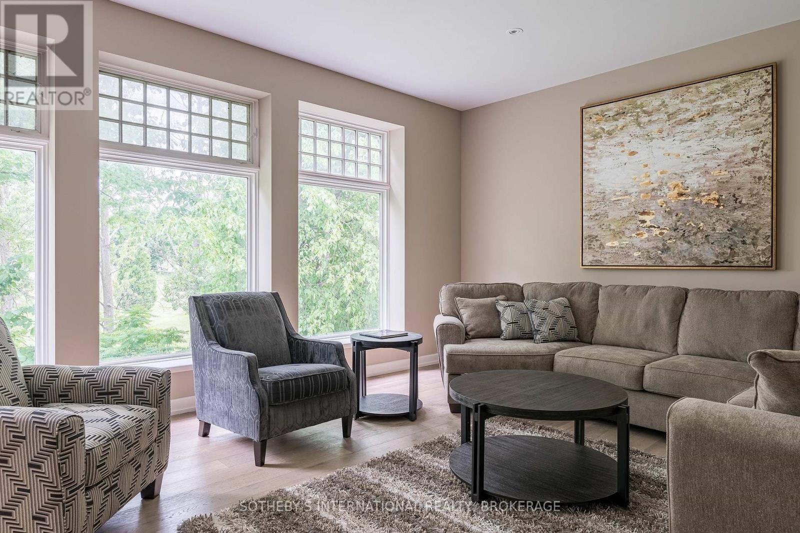 1339 Lakeshore Road, Niagara-On-The-Lake, Ontario  L0S 1J0 - Photo 8 - X12310787